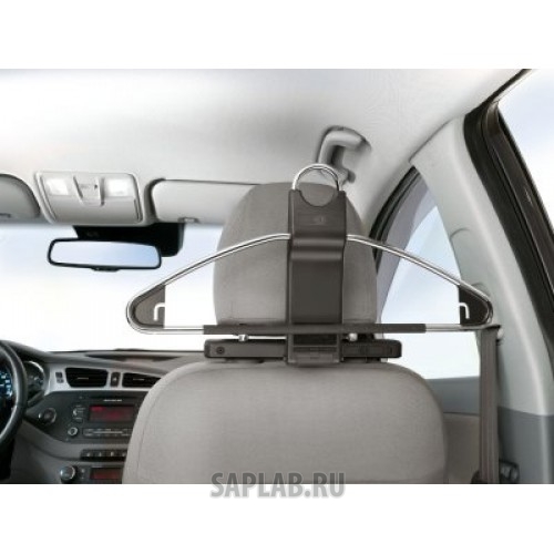 Купить Kia 66770ADE00 Плечики для одежды на подголовник Kia, артикул 66770ADE00