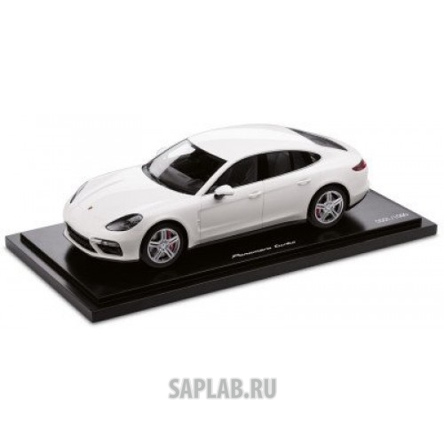 Купить Porsche WAP0217440H Модель автомобиля Porsche Panamera Turbo G2, Limited Edition, Scale 1:18, White, артикул WAP0217440H